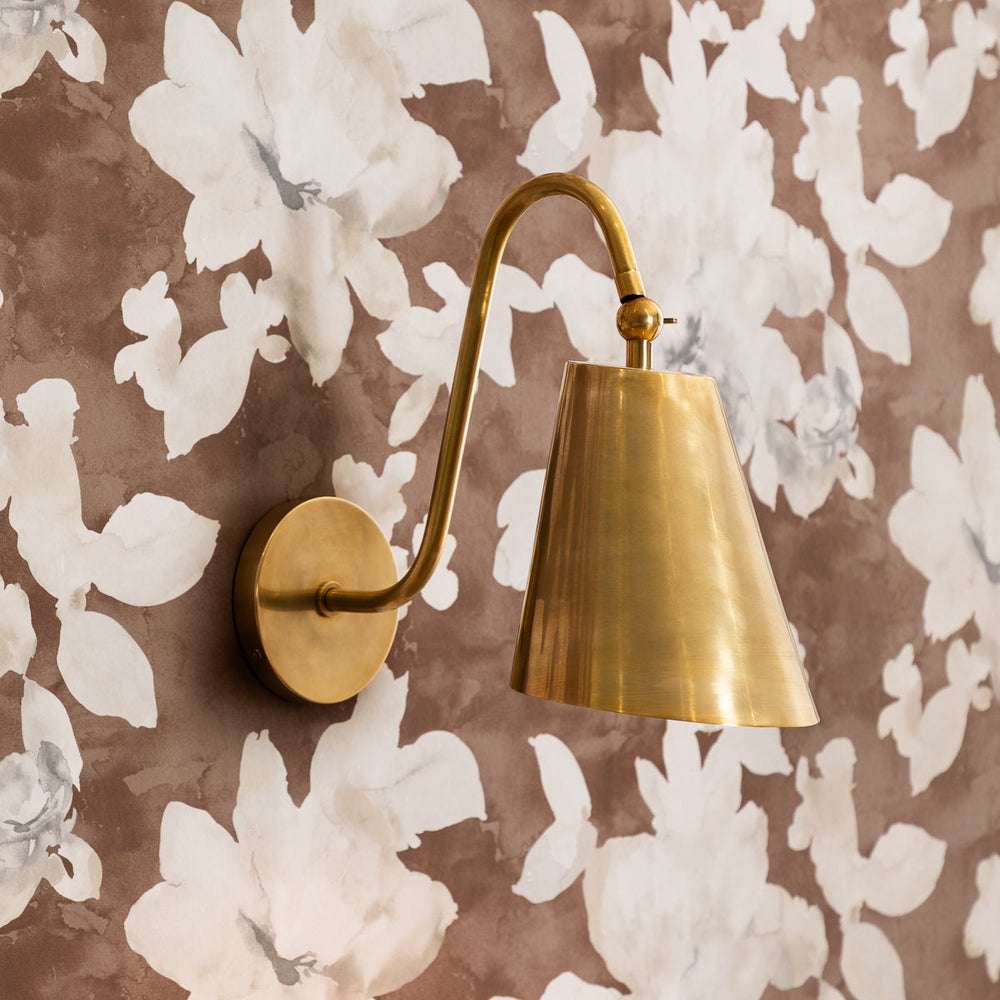Saylor Sconce