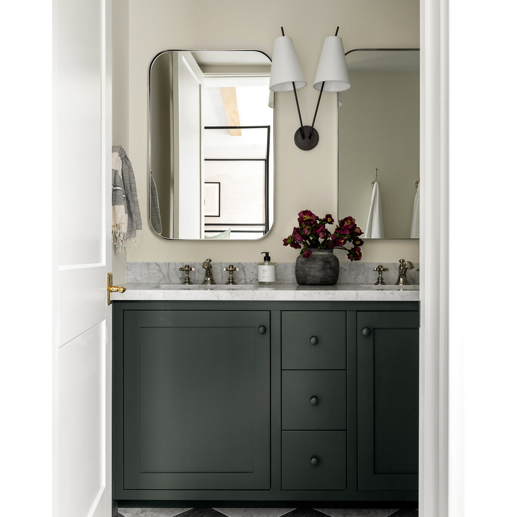 Milan Sconce — Italian-Modern Wall Light with Clean Lines & Warm Directional Glow