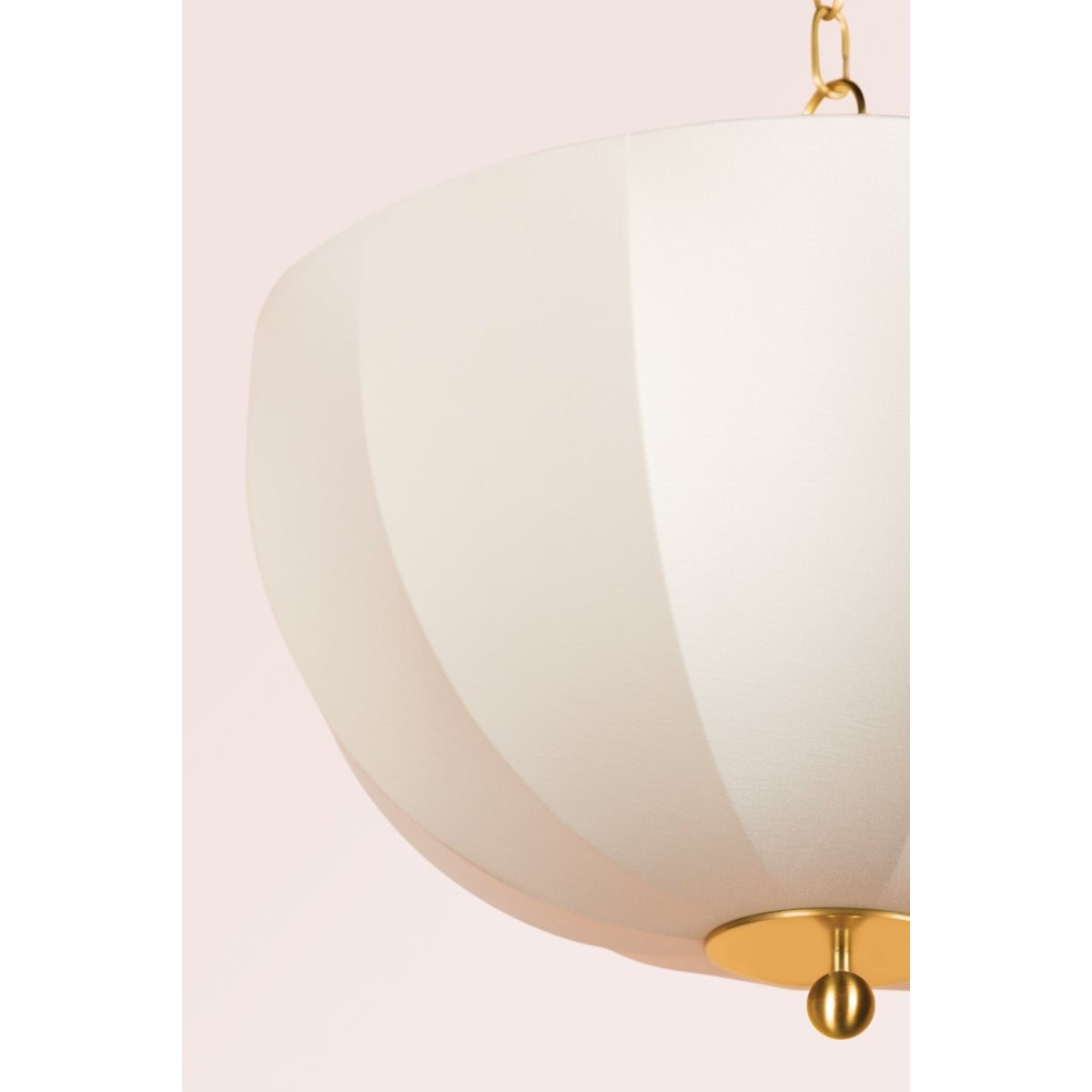 Meshelle Pendant — Open Metal Mesh Light with Warm Filtered Glow