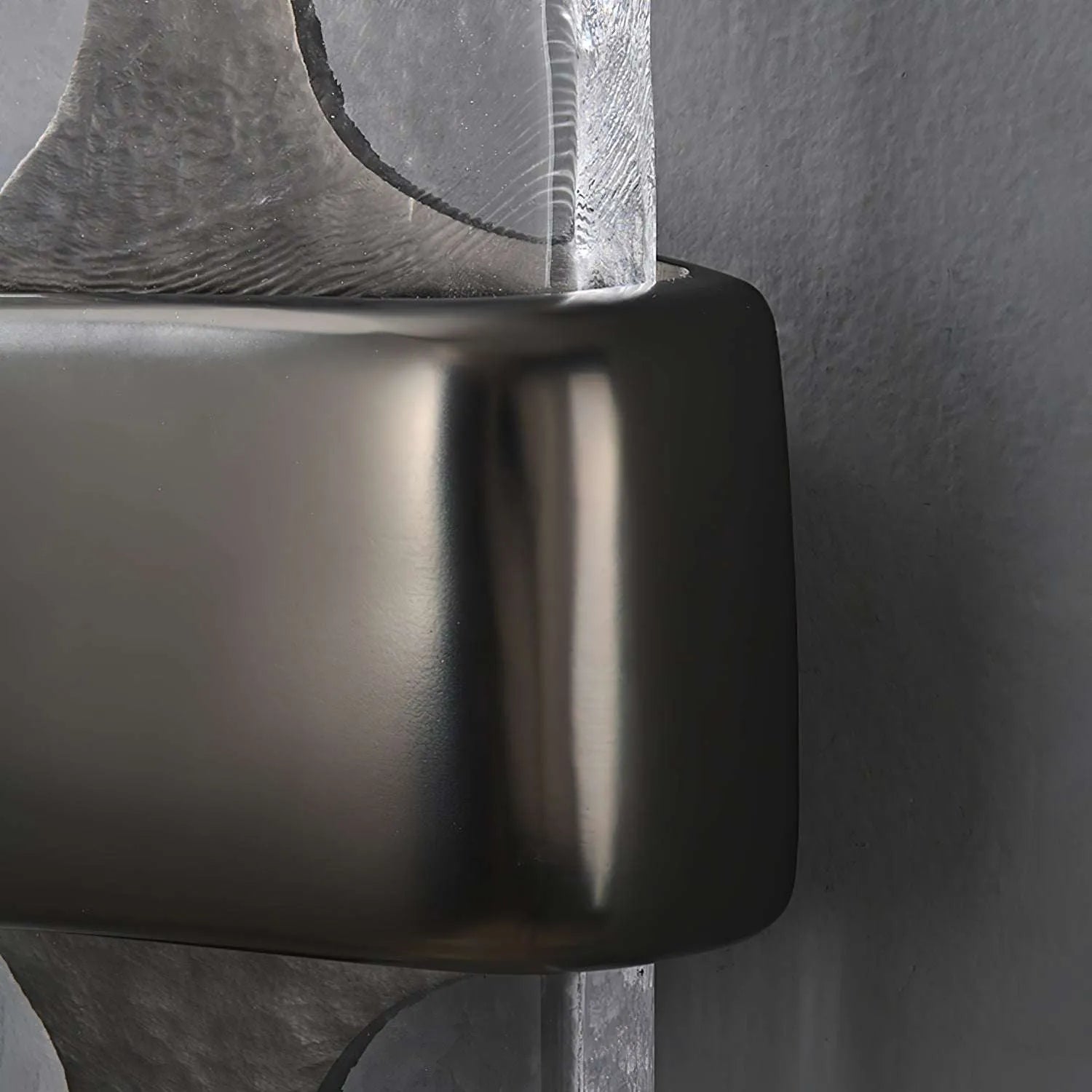 Vesta Wall Lamp - Sculptural Wall Light