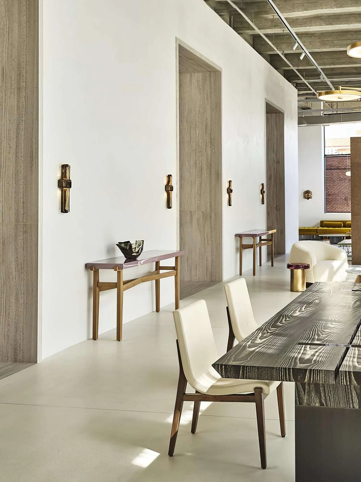 Vesta Wall Lamp - Sculptural Wall Light