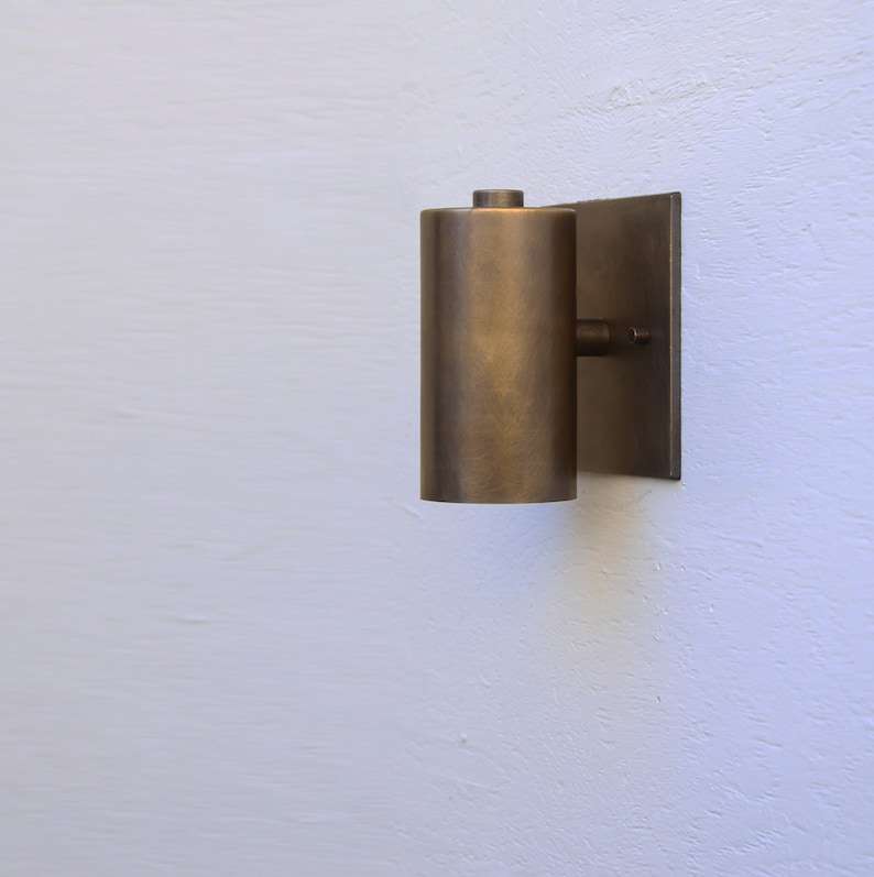 contemporary wall lighting