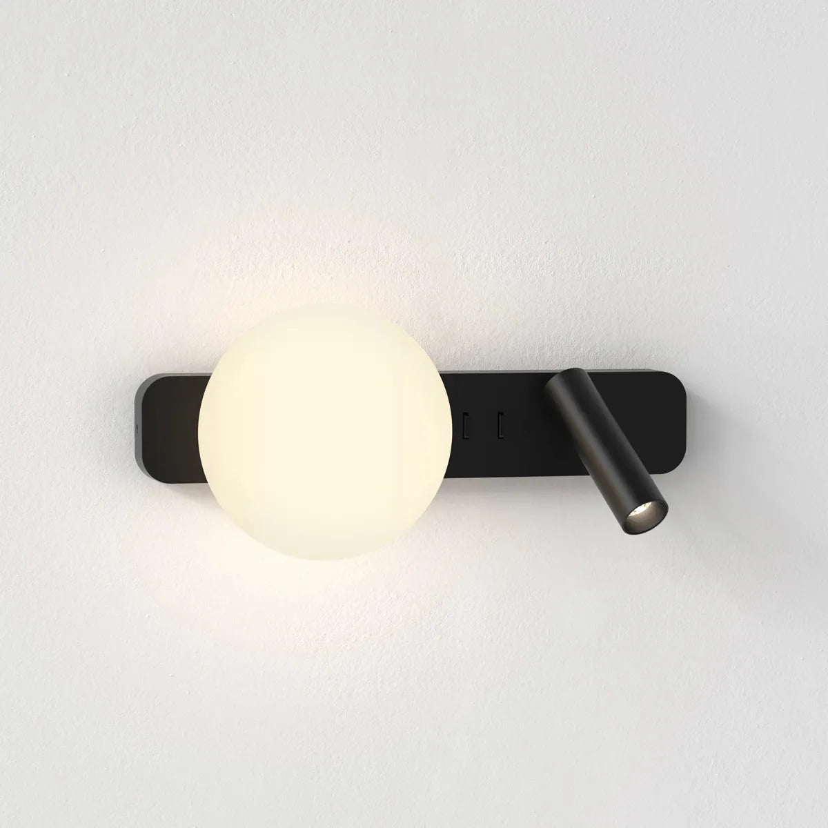 Alabaster Wall Lamp with Spherical Shade | Rotating Spotlight