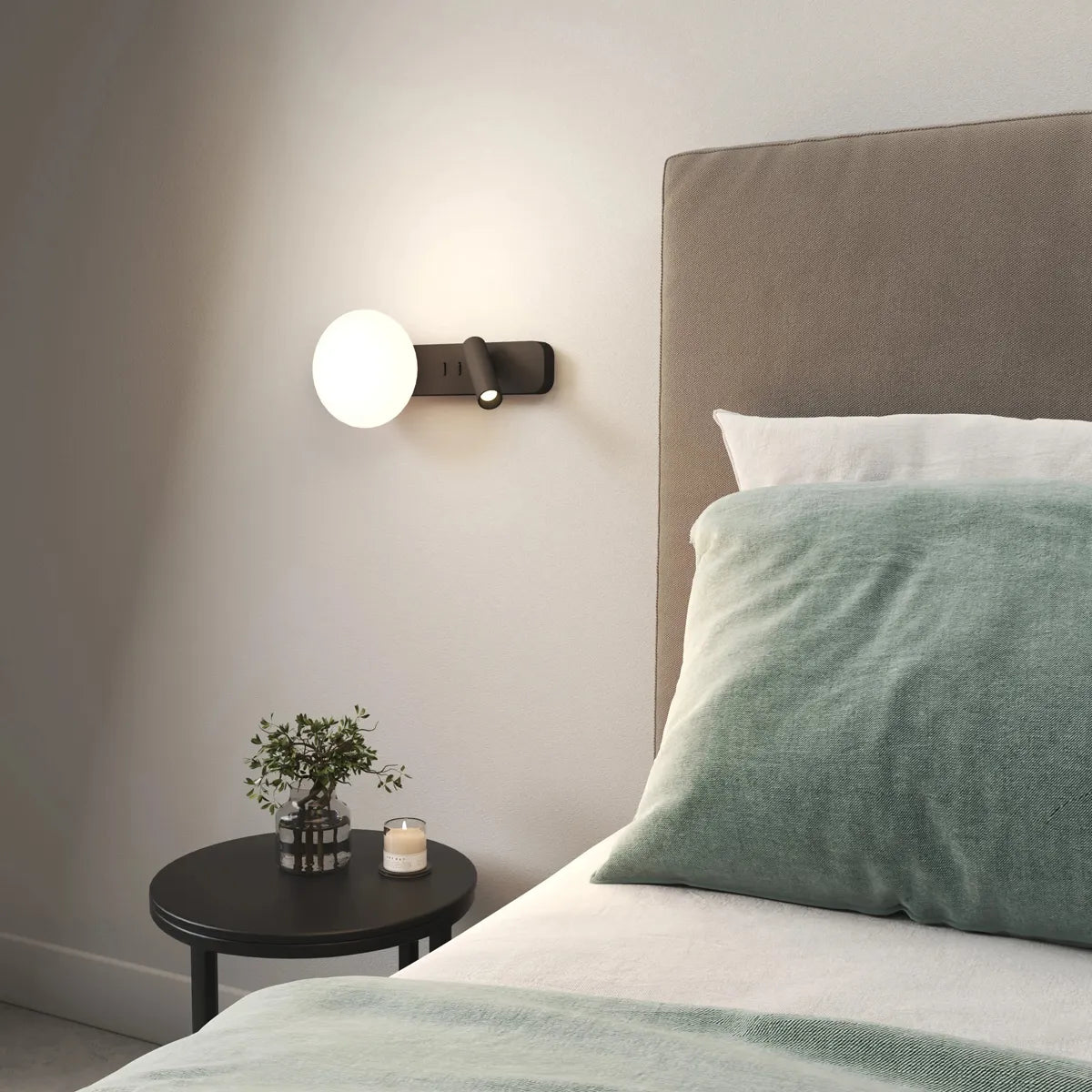 Alabaster Wall Lamp with Spherical Shade | Rotating Spotlight - View 3