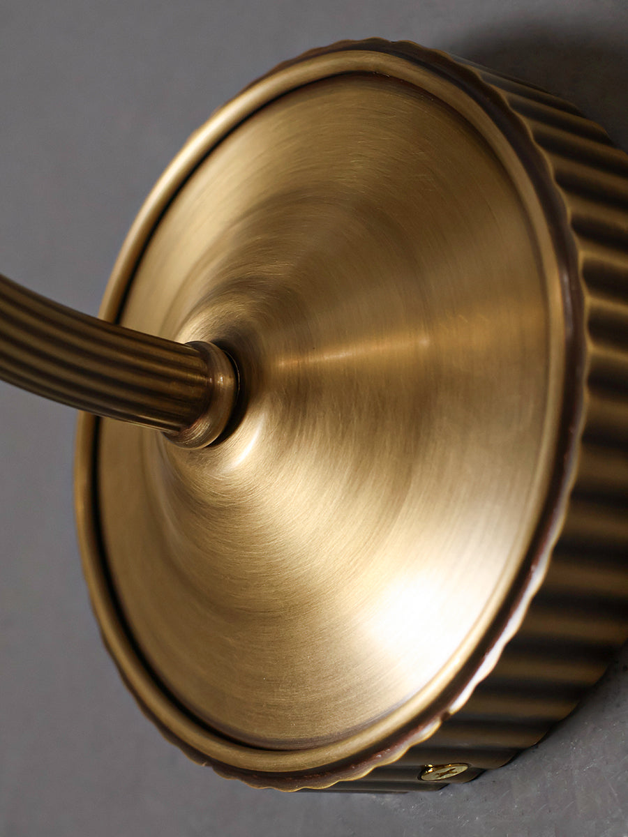 alexander-wall-light-02