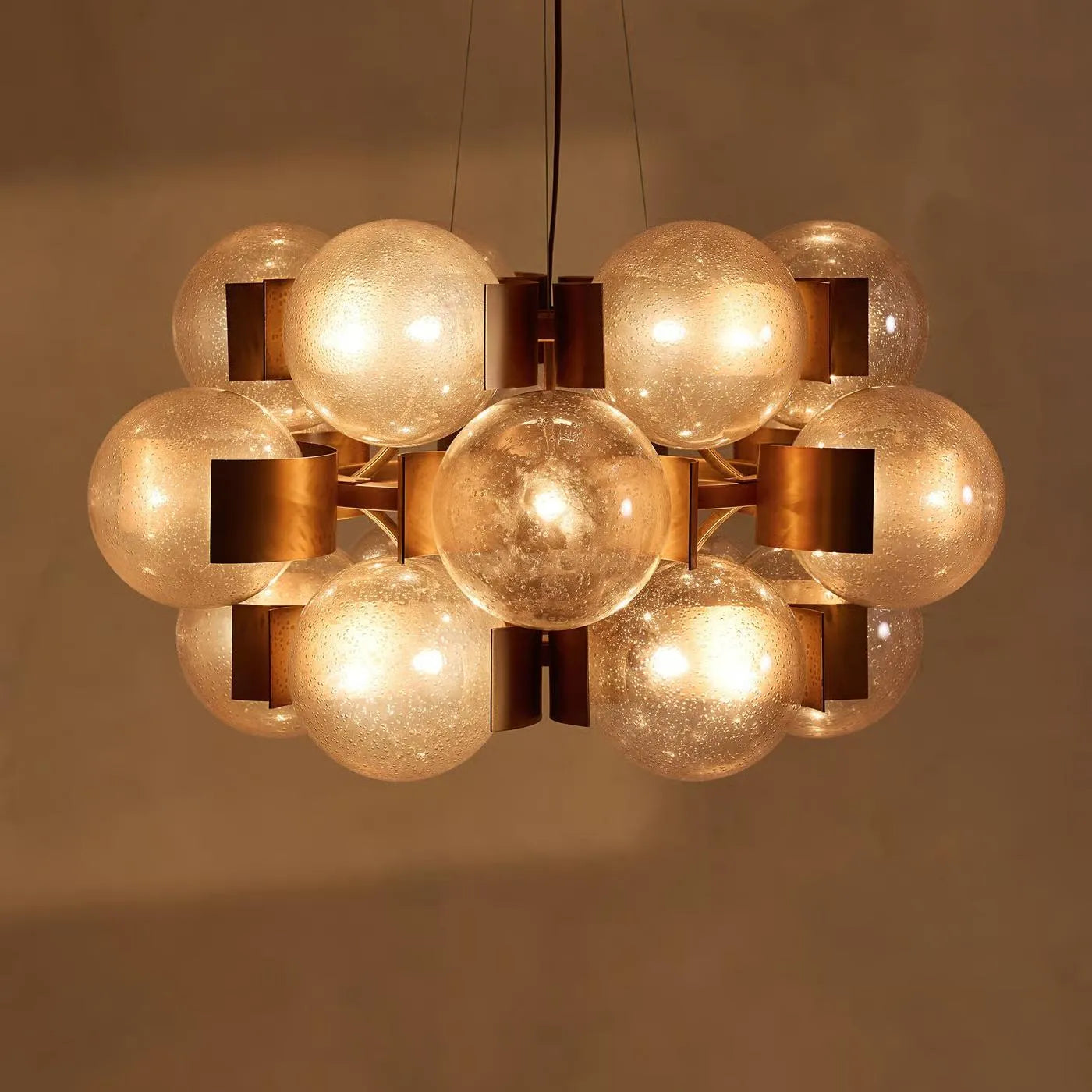 allis_chandelier_large