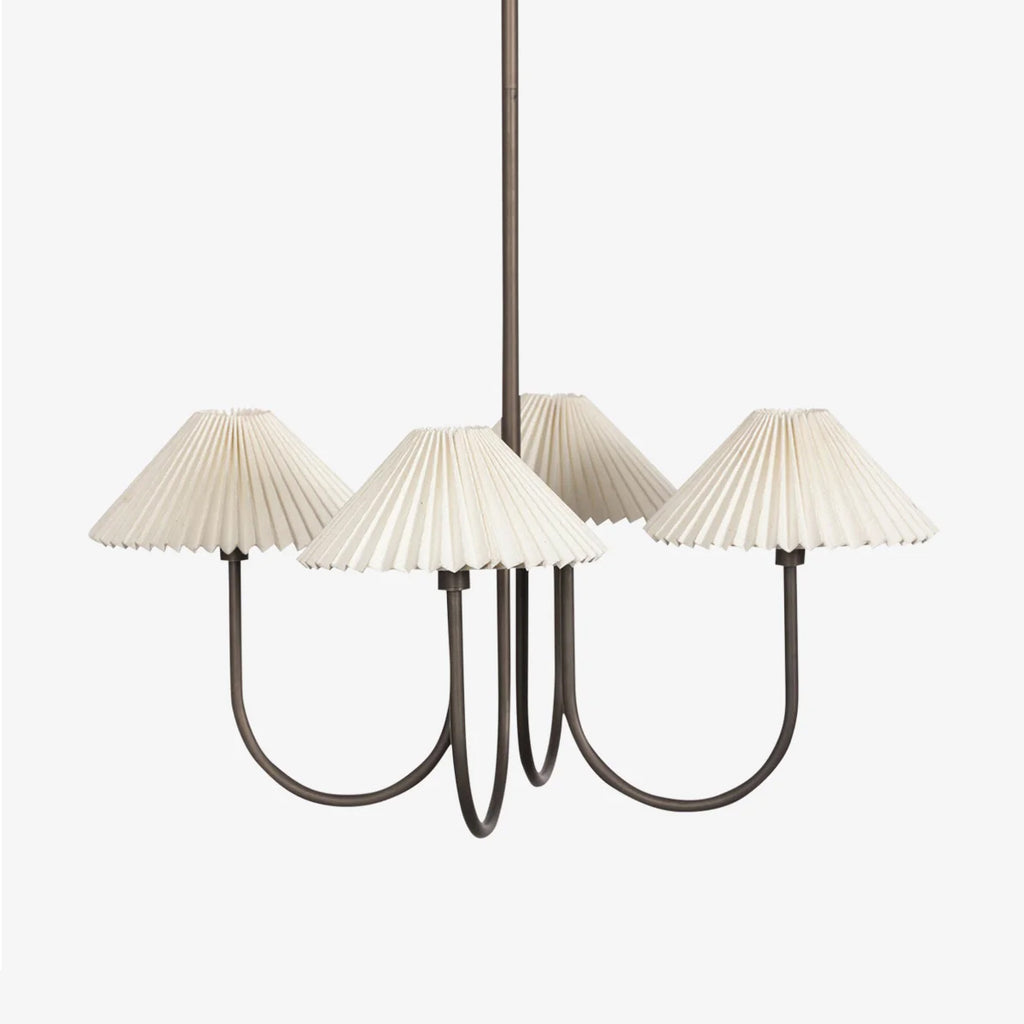Ashby English Countryside Chandelier with Warm Glow