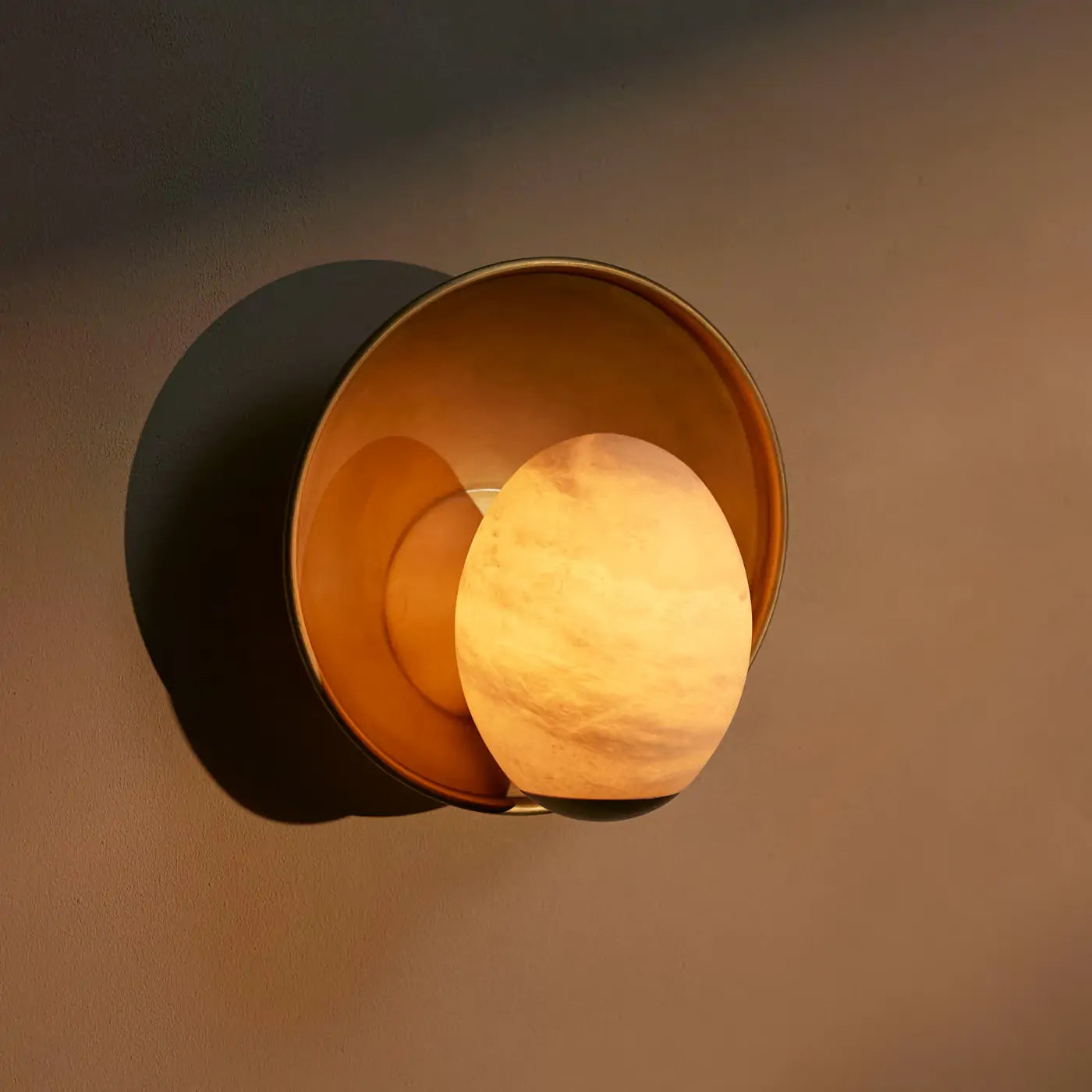 avena-wall-light- alabaster-globe