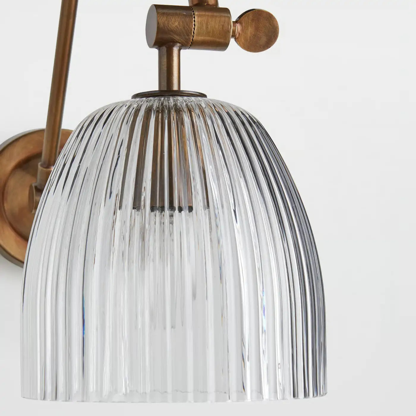 benny-wall-light- adjustable-arm