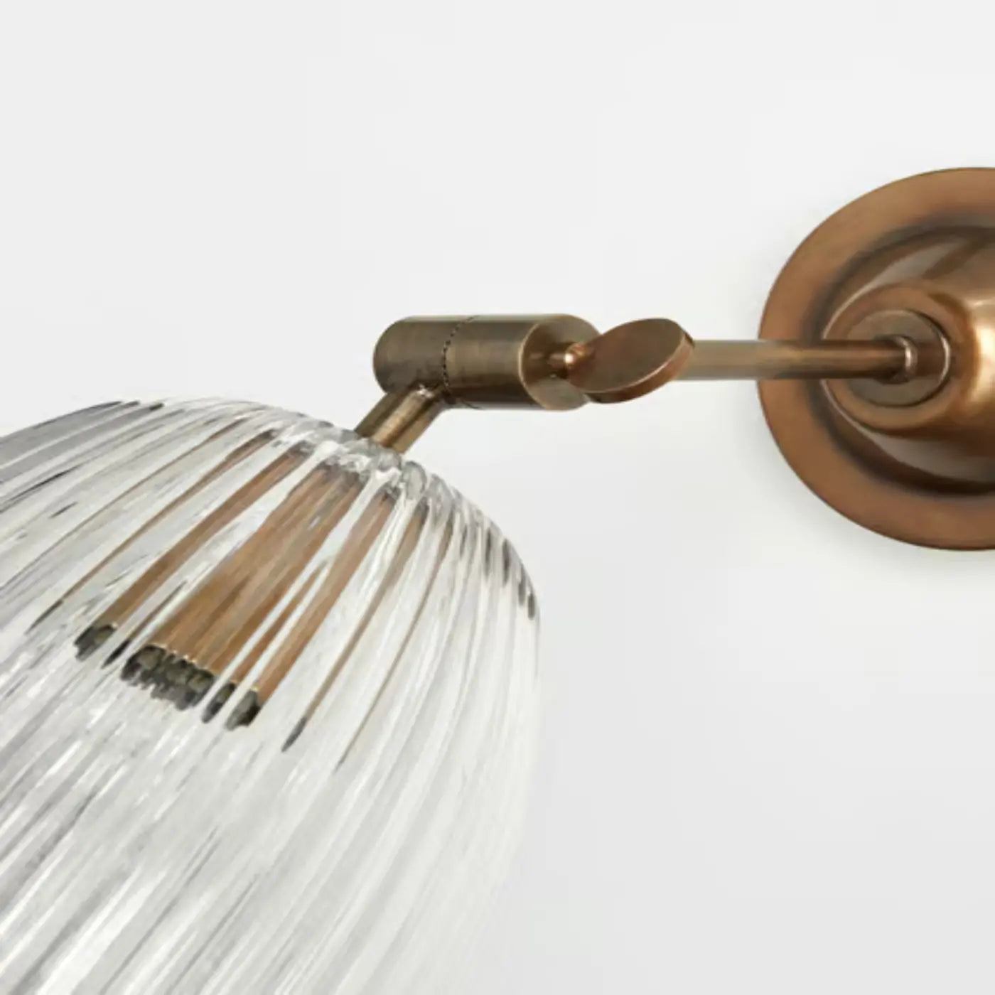 benny-wall-light-small