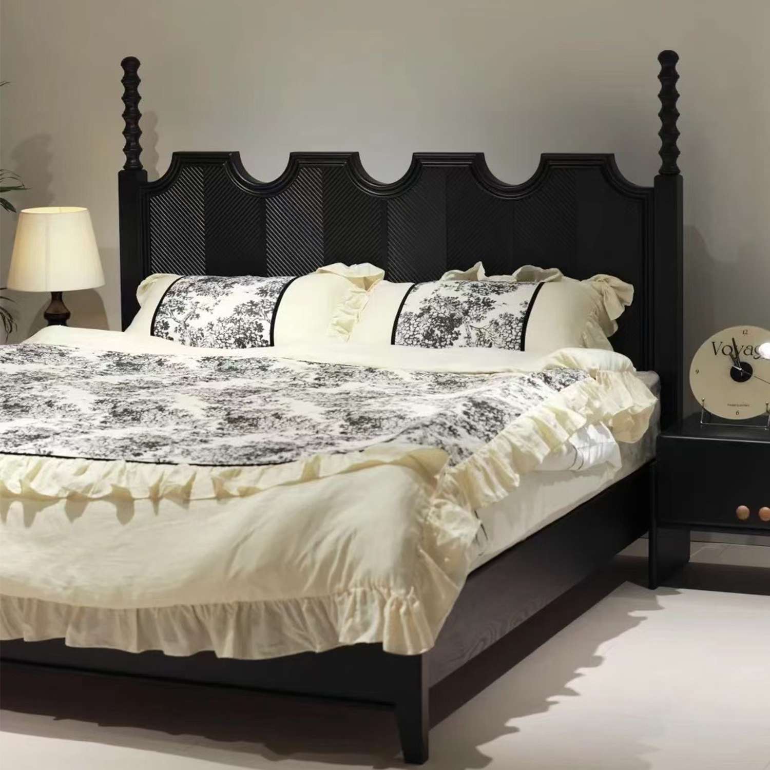 upholstered platform bed