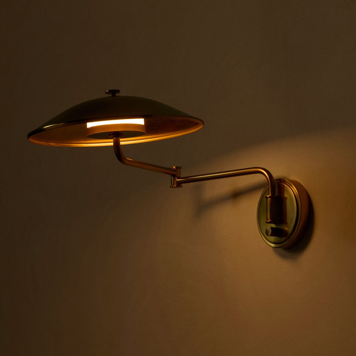 Brockville Sconce
