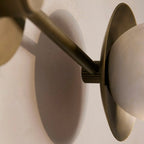 cara-wall-light