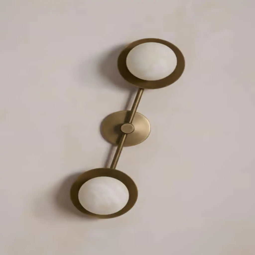cara-wall-light
