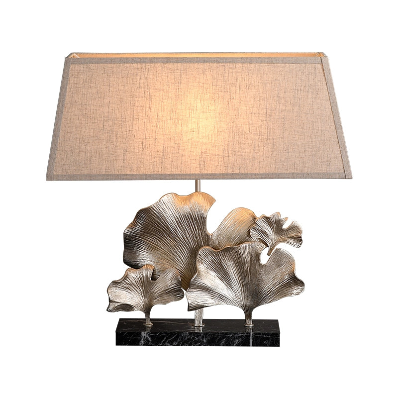 ginkgo shape table lamp