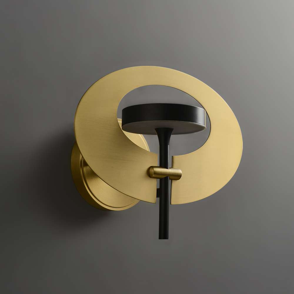 minimalist brass wall sconce