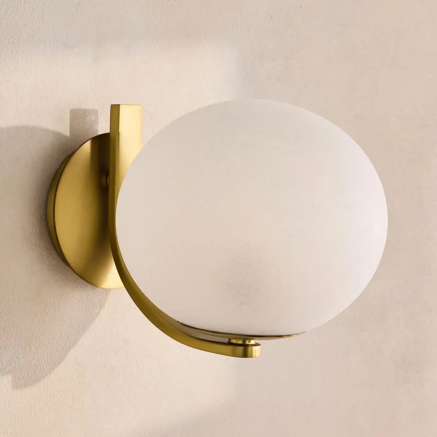 eleni-wall-light-salt- blasted