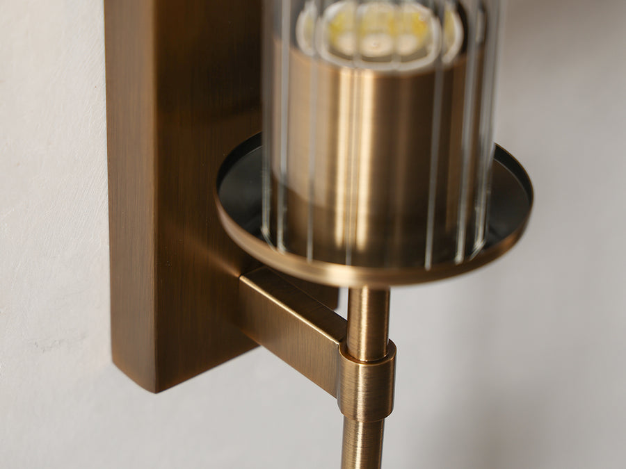 elton-sconce-03