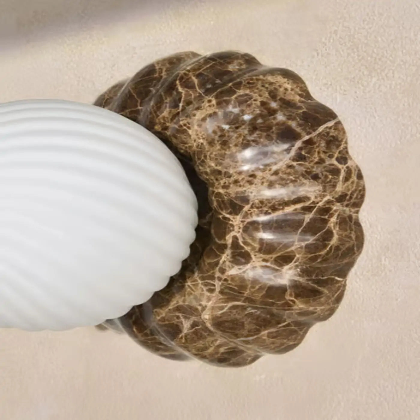 floria-wall-light