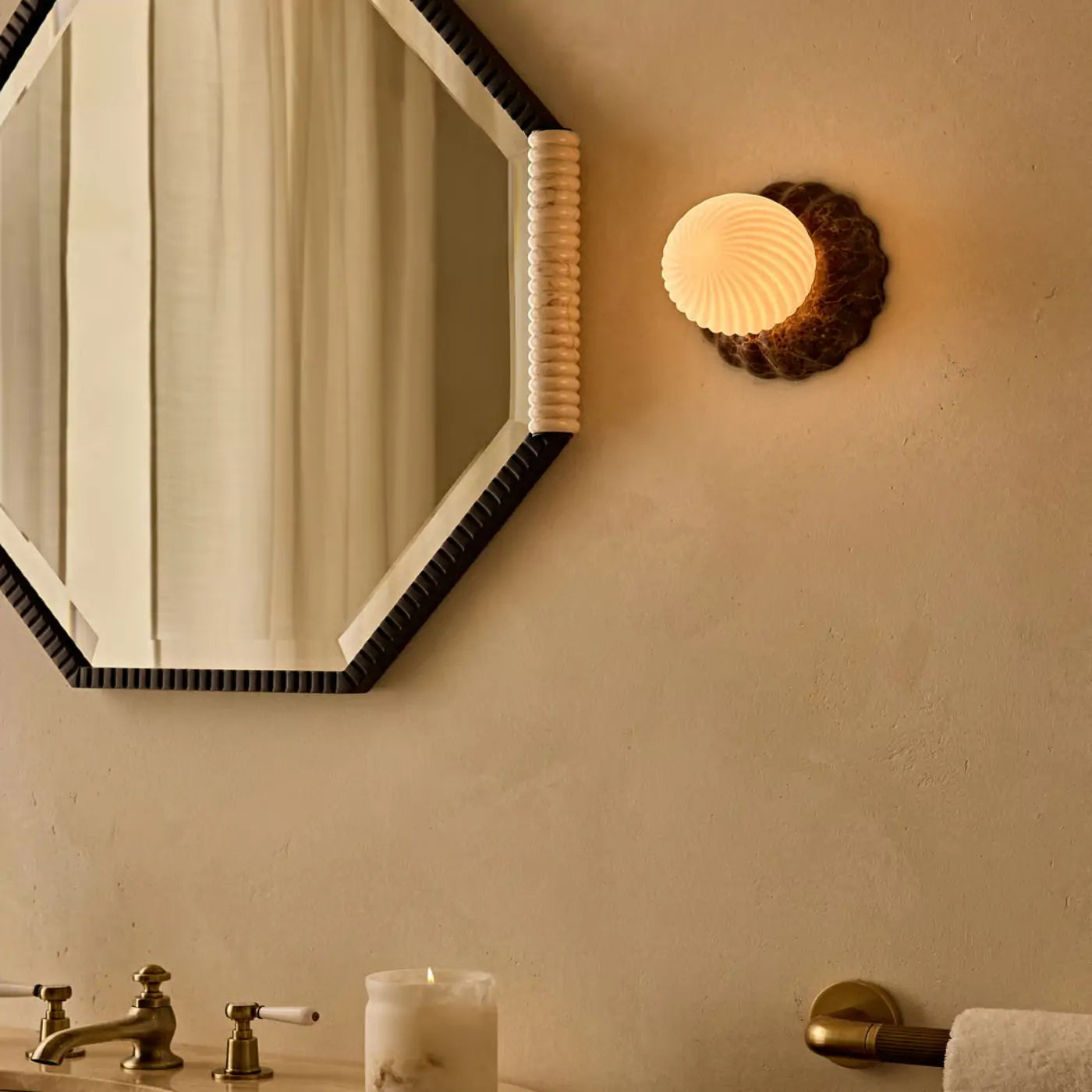 floria-wall-light