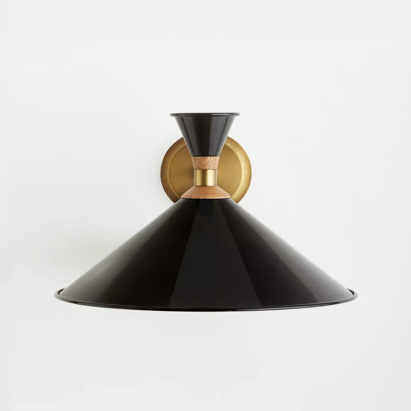 hera-wall-light