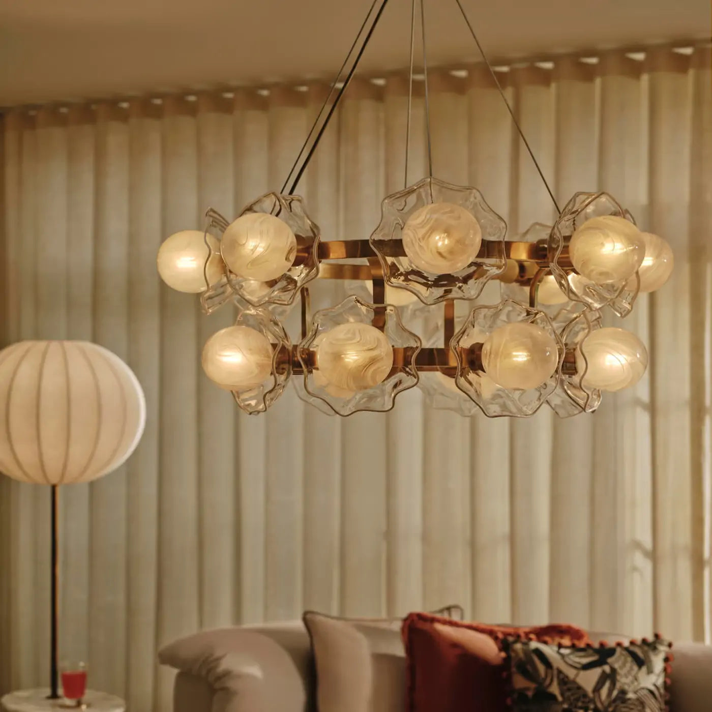 holly-chandelier