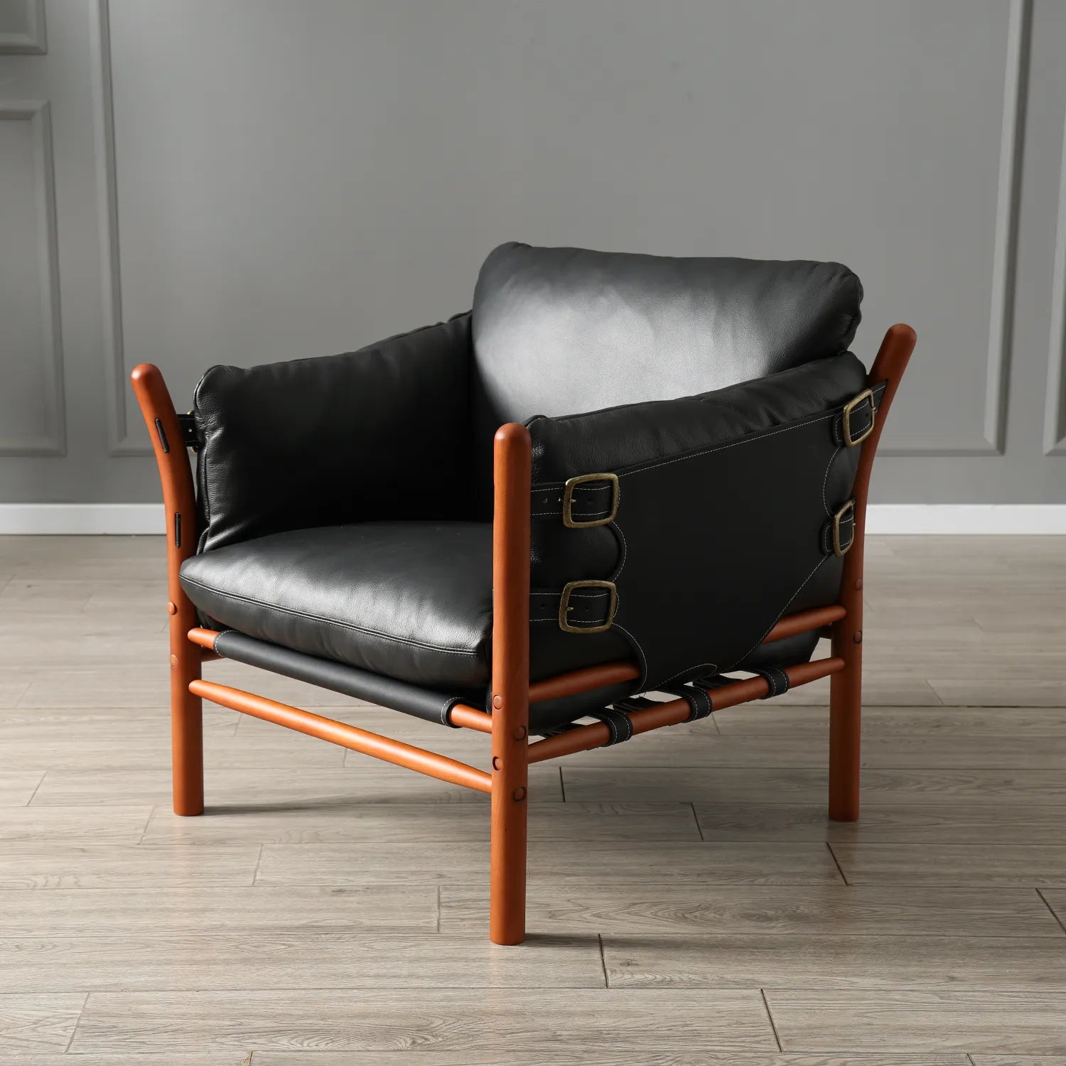 Luxury Modern Armchair