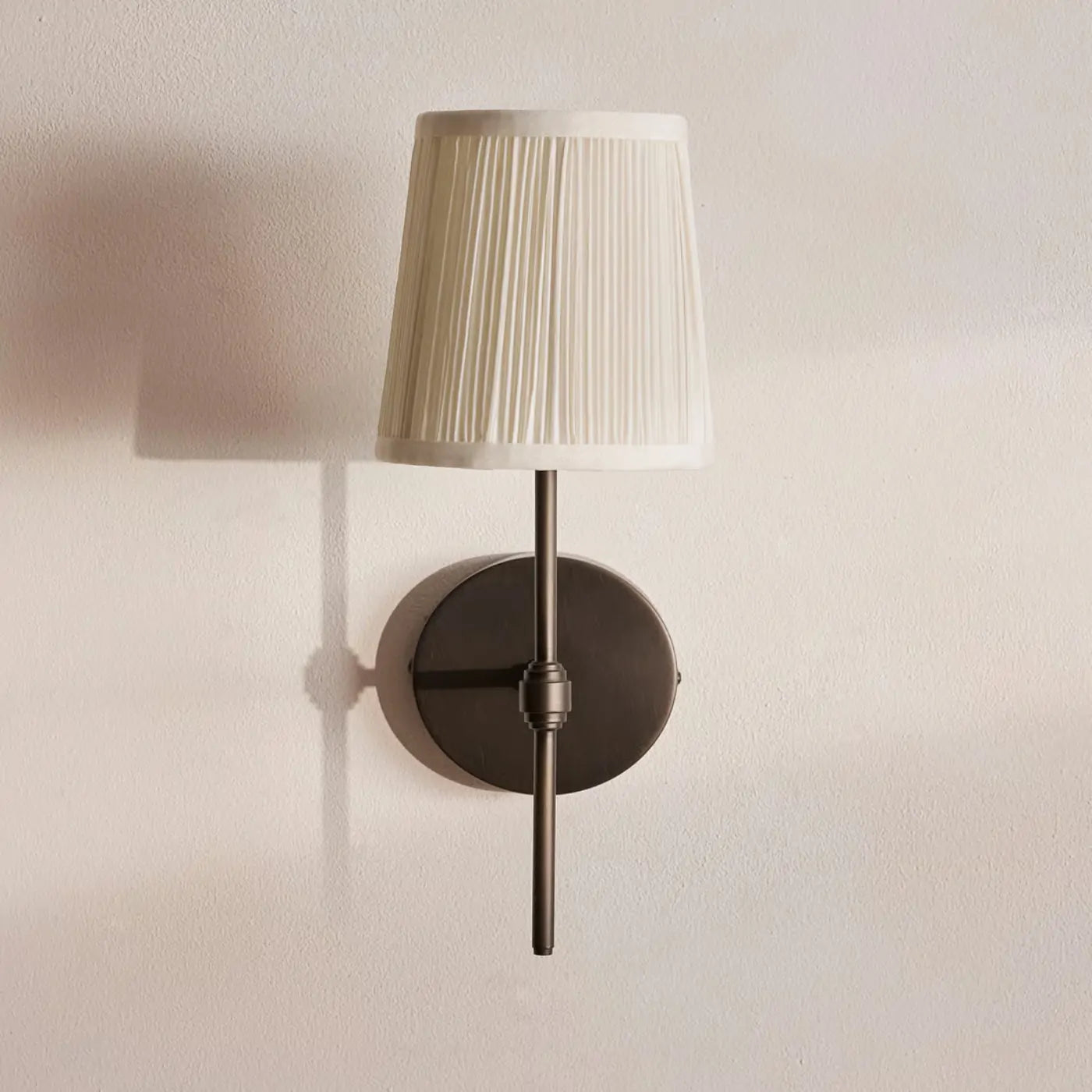 isobella-wall-light