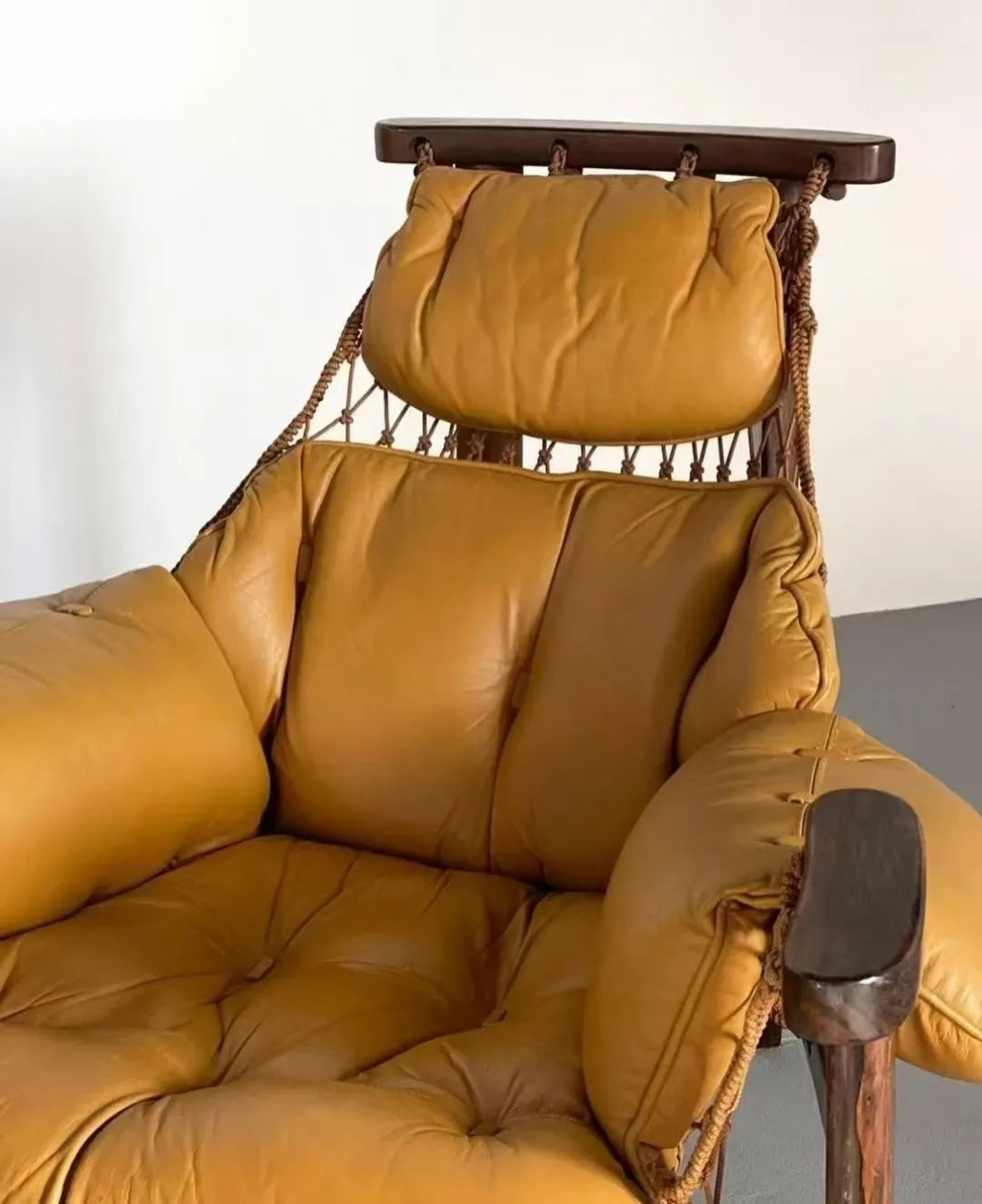 Jangada Lounge Chair & Ottoman – Premium Wood & Leather Design