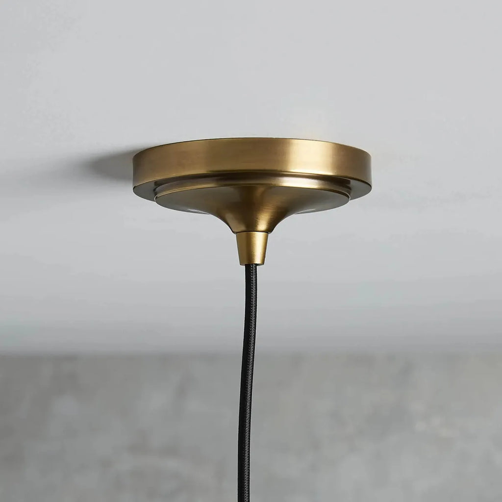 latigo pendant