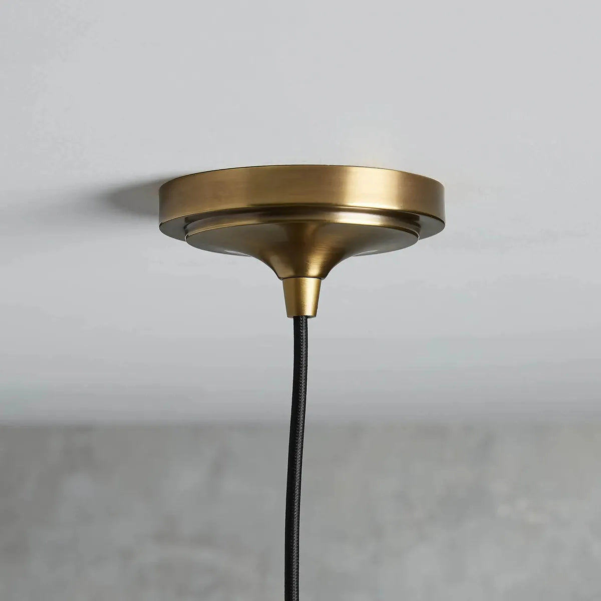 latigo pendant
