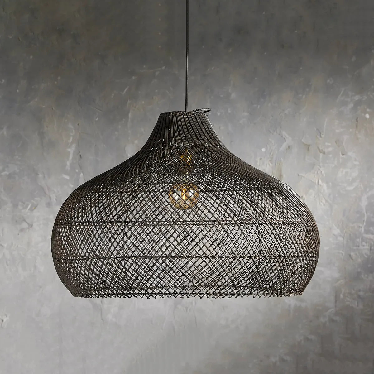 latigo pendant