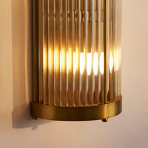 leonard-wall-light