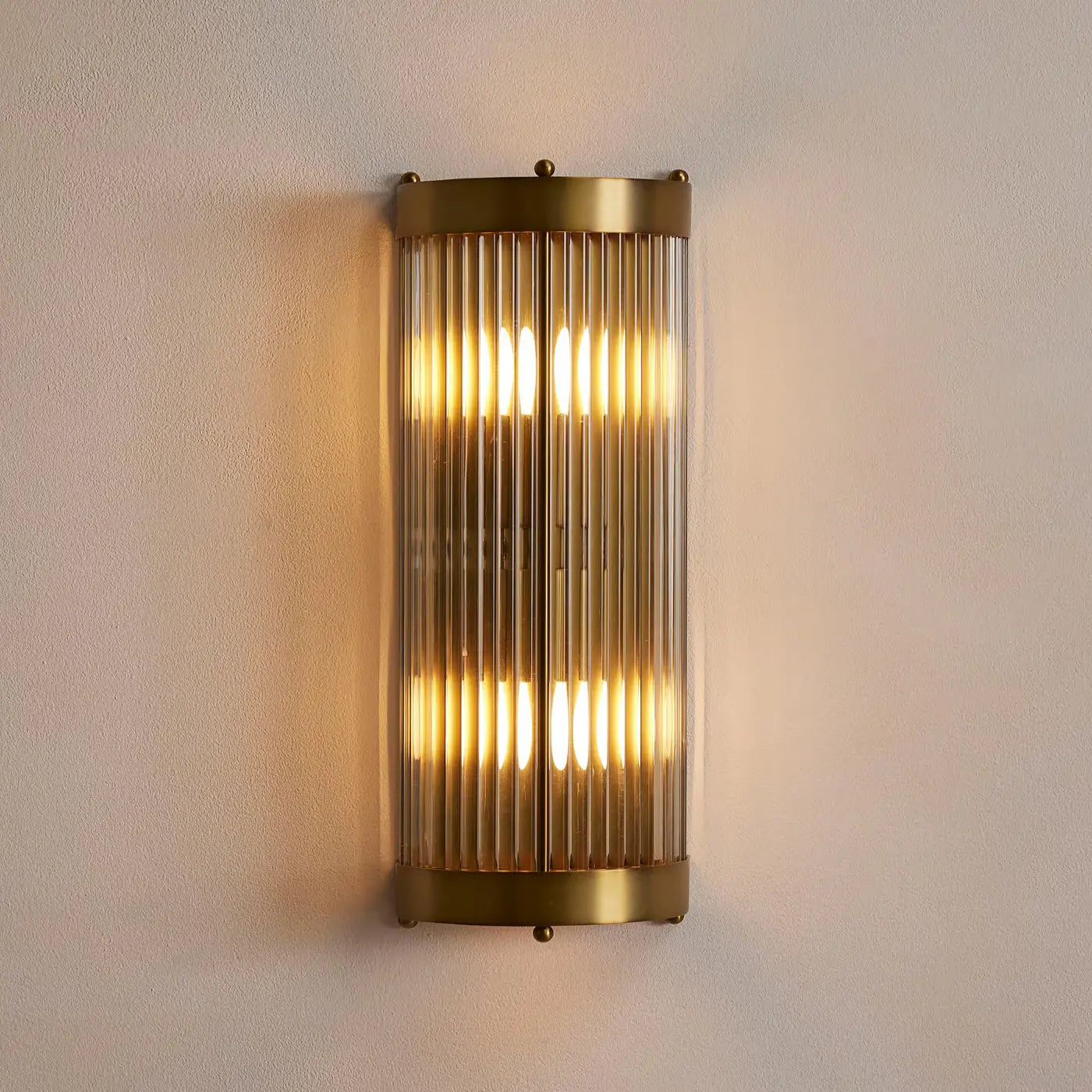 leonard-wall-light