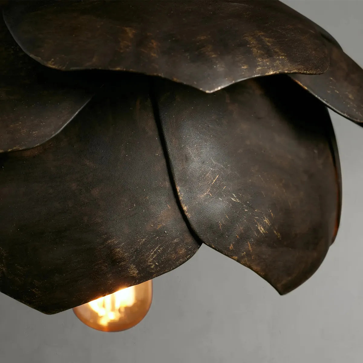 lorca pendant