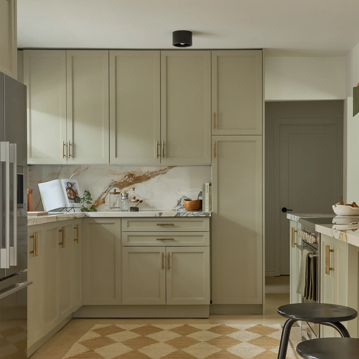 Loris Flush Mount