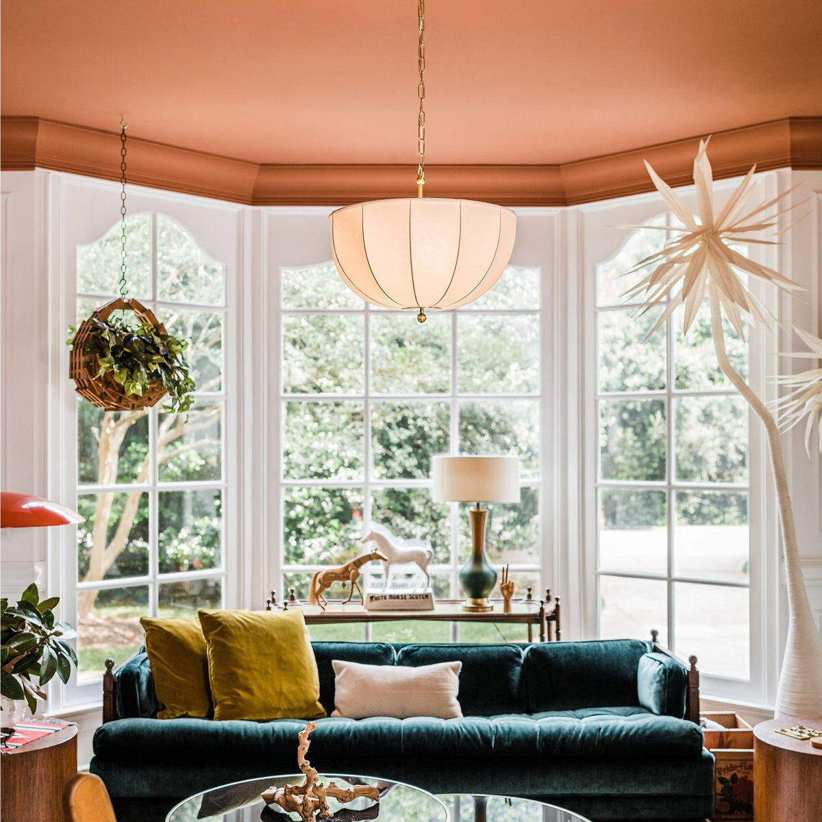 Meshelle Pendant — Open Metal Mesh Light with Warm Filtered Glow