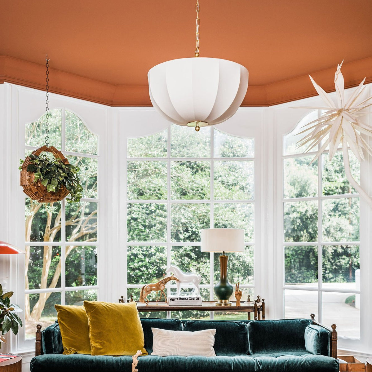 Meshelle Pendant — Open Metal Mesh Light with Warm Filtered Glow