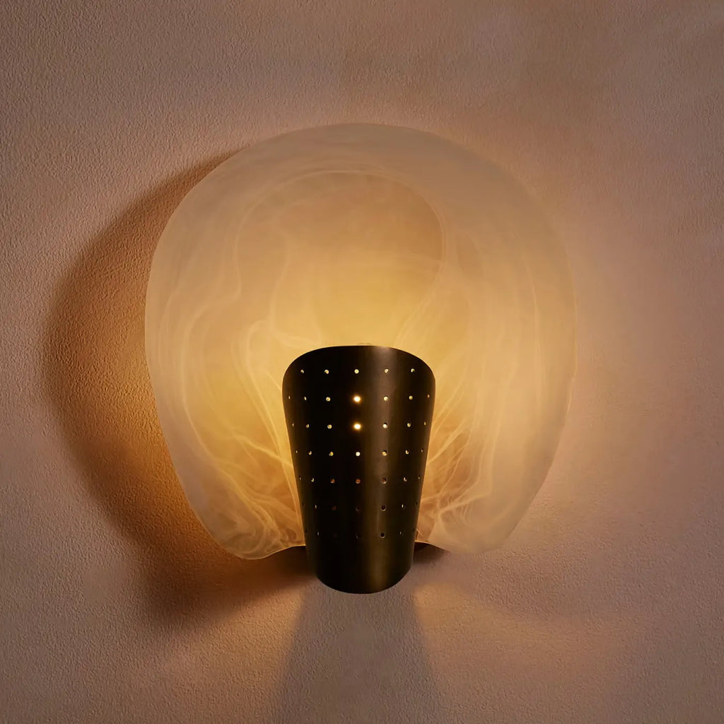 milos-wall-light