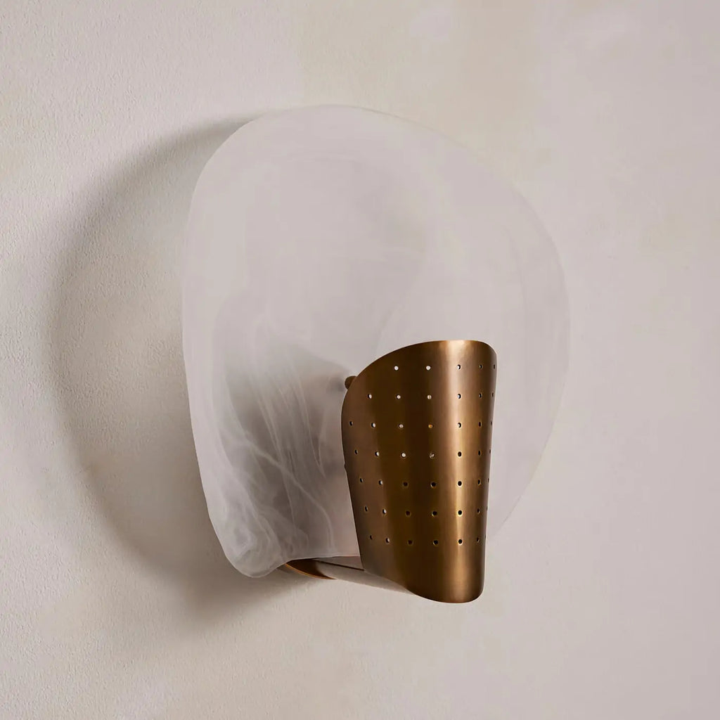 milos-wall-light