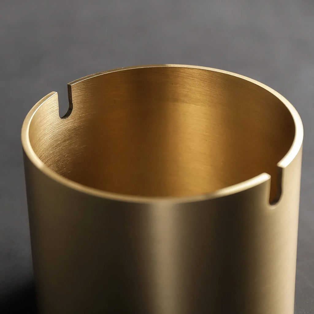 minimalist ashtray