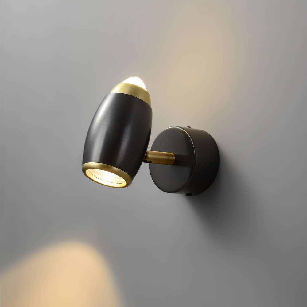 minimalist modern wall lamp