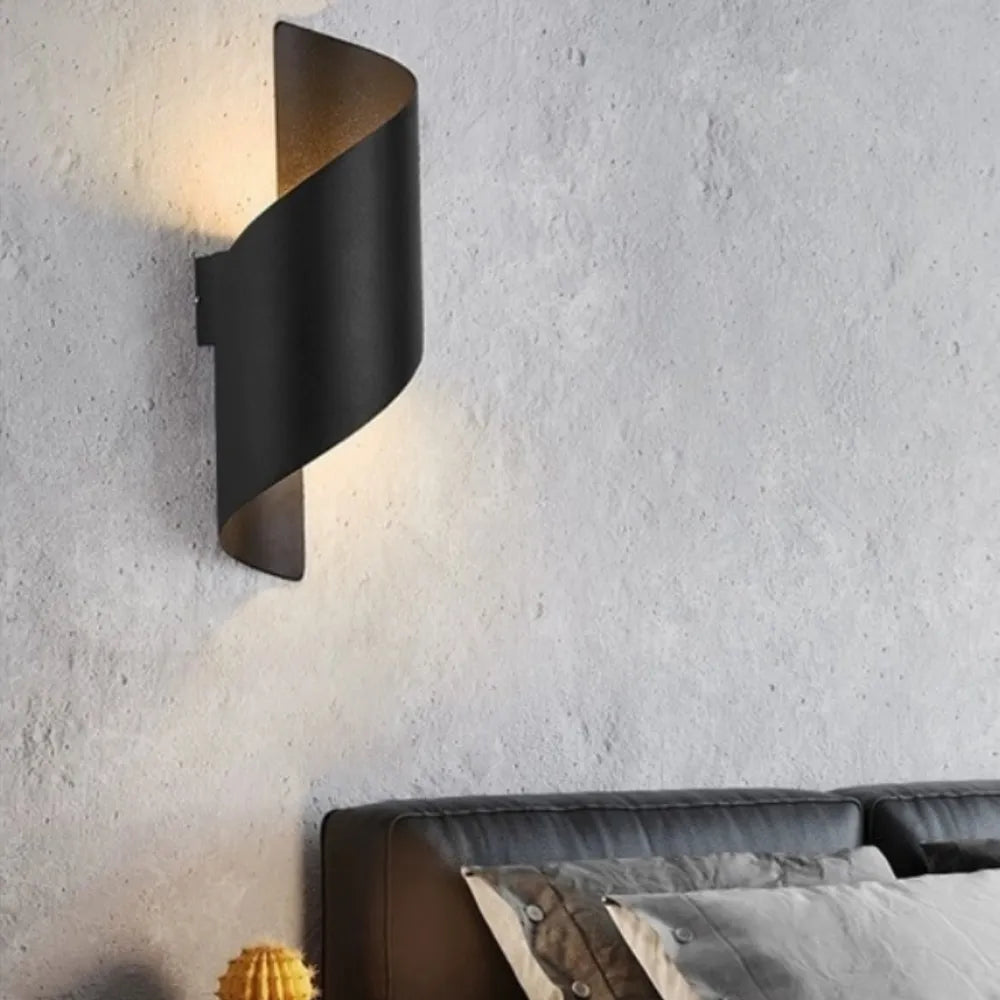twist wall sconce
