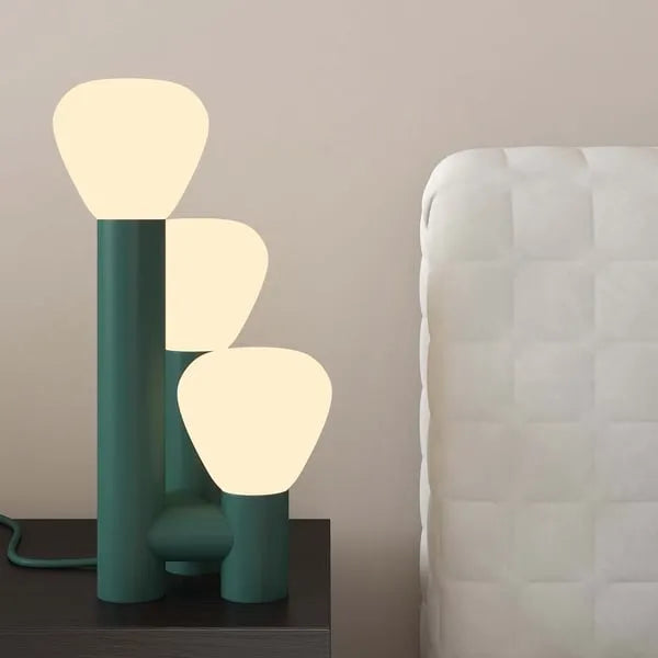trio lamp design