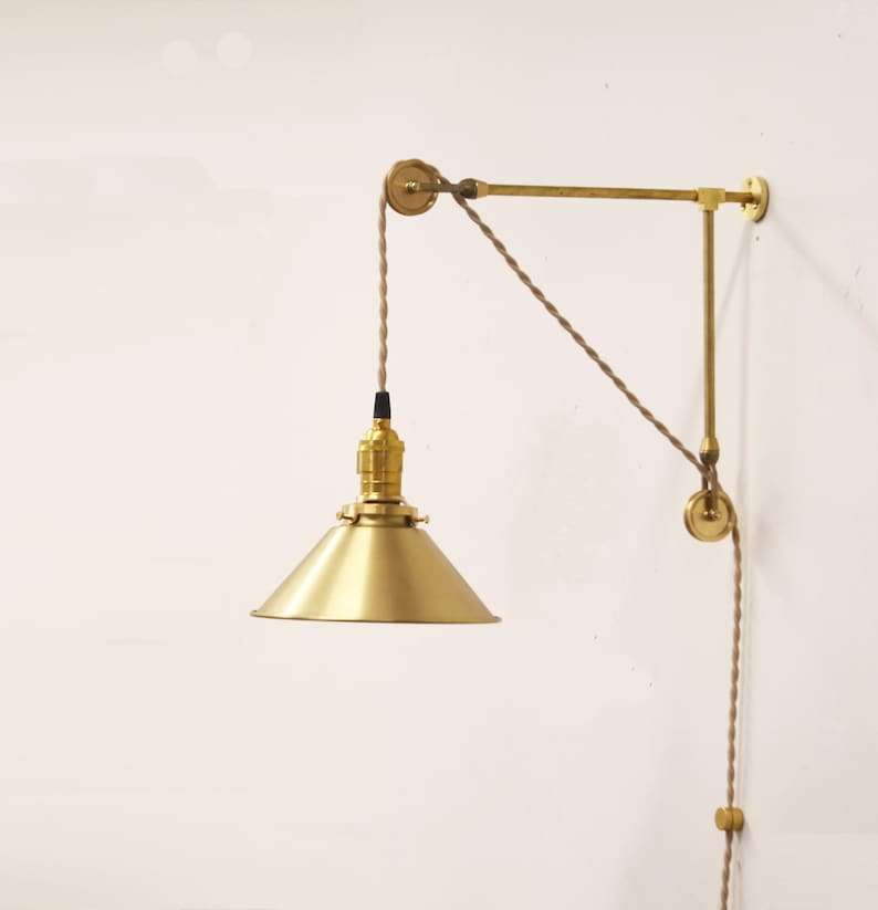 wall mount pulley light