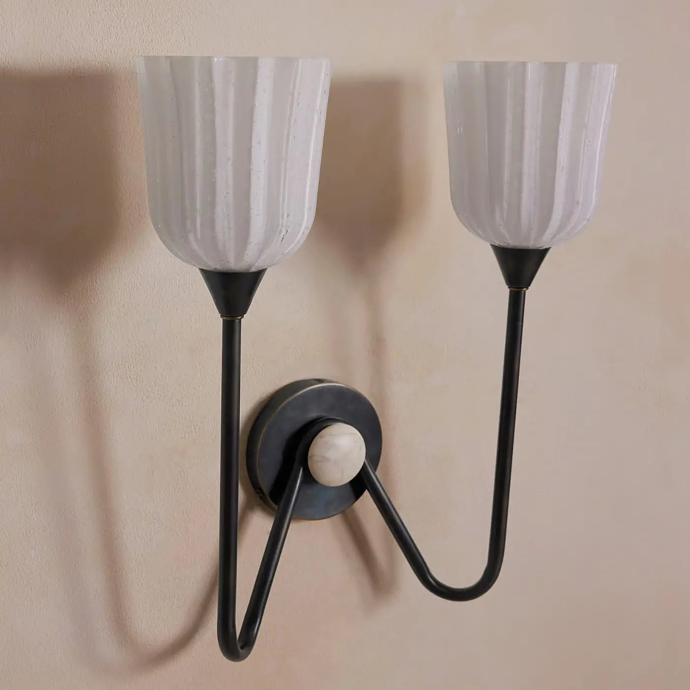quaid-wall-light