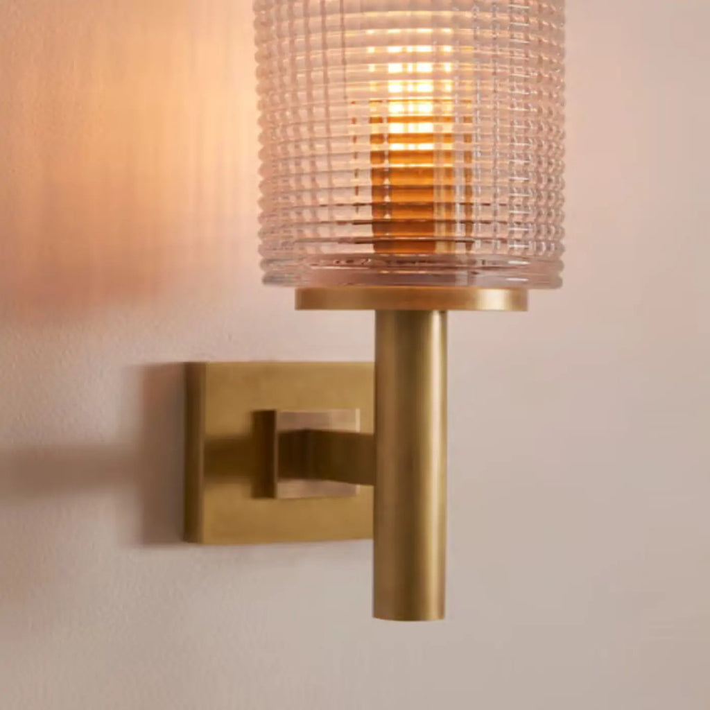 skye-wall-light