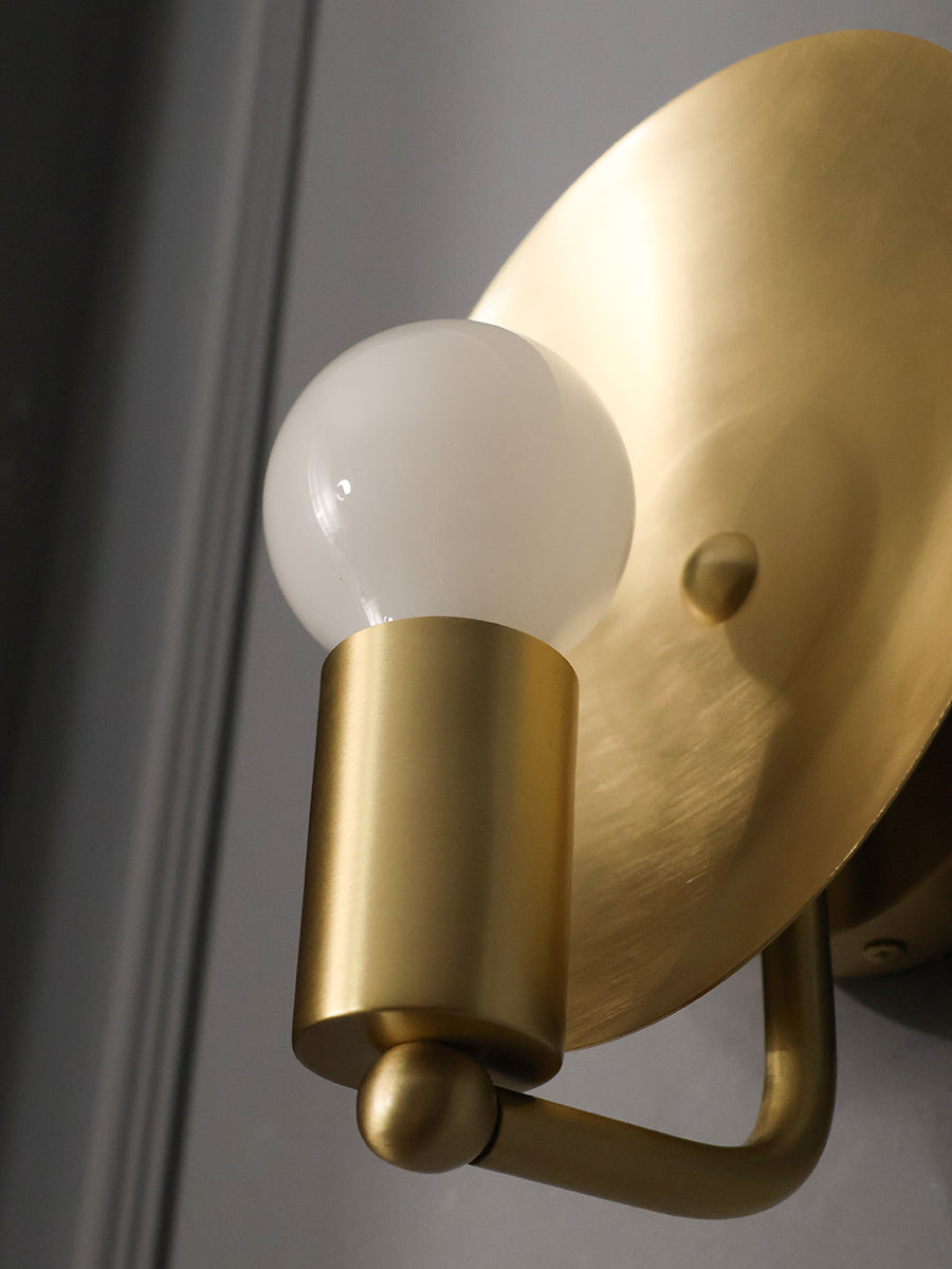 solid-brass-sconces-with-reflection-shade-02