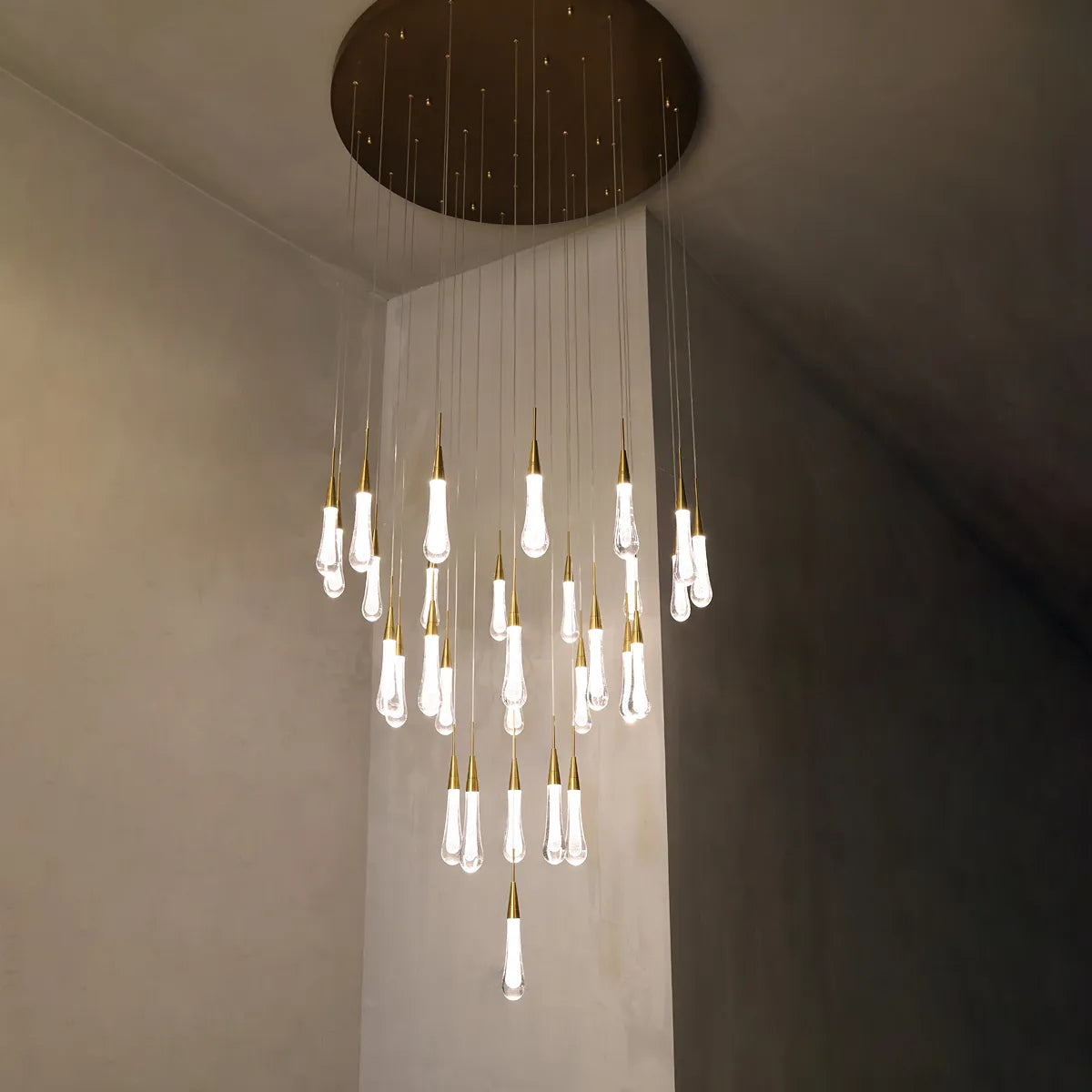 solitaire raindrop round chandelier – modern crystal round lighting fixture