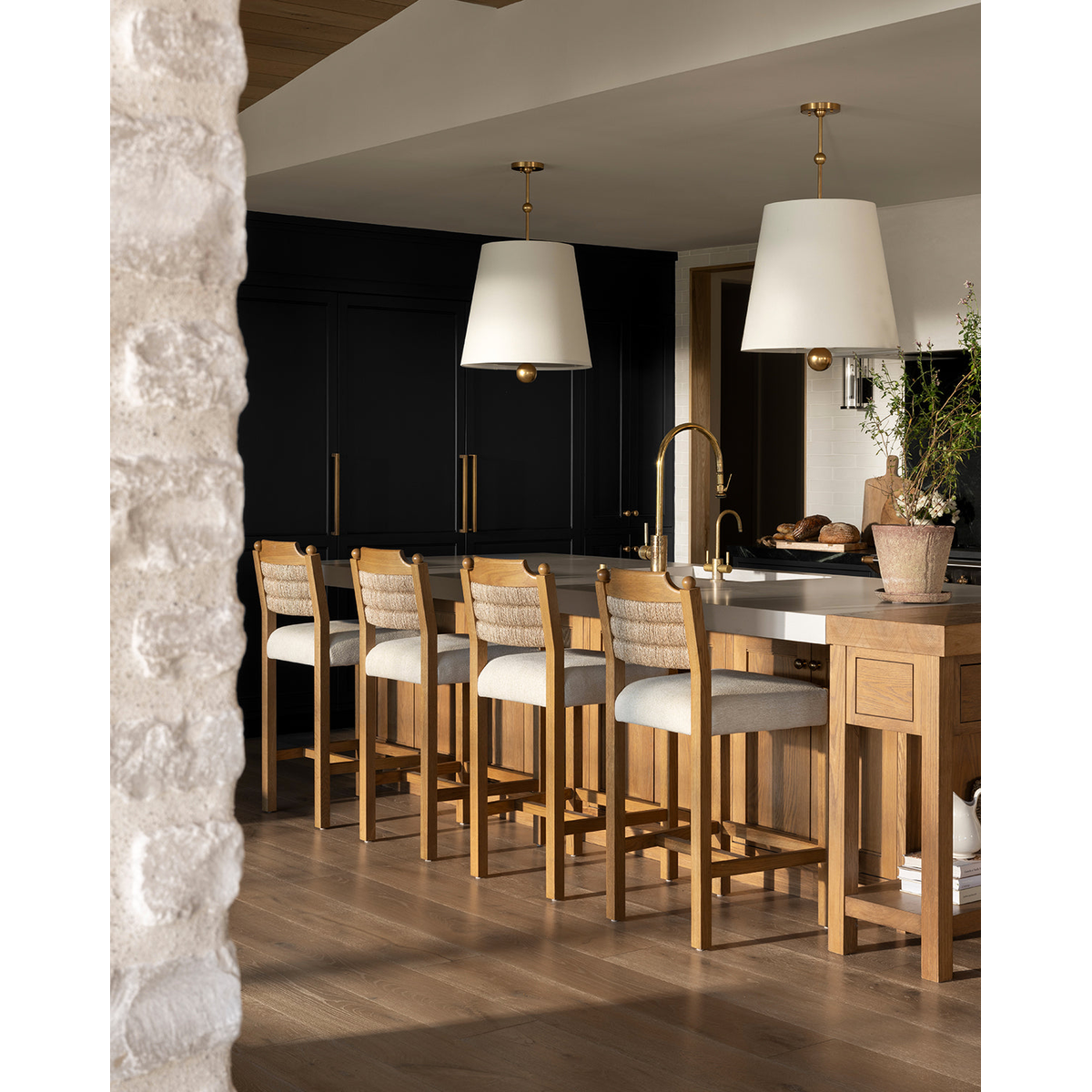 Kipling Pendant — Colonial-Inspired Hanging Light with Rich Warm Downlight